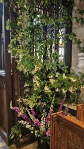 Flowers in front of Screen - South Side